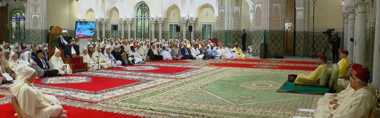 نص الدرس الذي ألقاه الأستاذ أبو بكر الزبير مبوانا، مفتي تنزانيا بين يدي أمير المؤمنين صاحب الجلالة الملك محمد السادس، نصره الله؛ متناولا بالدرس والتحليل موضوع: “رمزية إمارة المؤمنين وحضورها في الفكر الديني لدى علماء شرق إفريقيا: تنزانيا نموذجا”