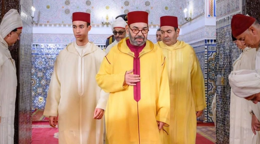 أمير المؤمنين يترأس بالقصر الملكي بالرباط حفلا دينيا إحياء لليلة القدر المباركة